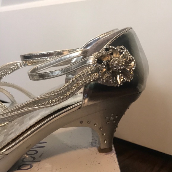 Silver High Heels - Picture 3 of 7